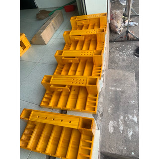 khay gỗ đựng tông đơ rộng 25 cm dài 50cm có ngăn kéo