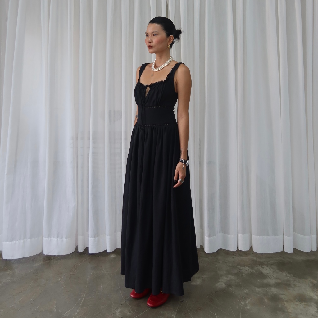 SUNDAY - CAPRI DRESS - Đầm Linen Maxi, Phối Ren Hai Dây Bản To.
