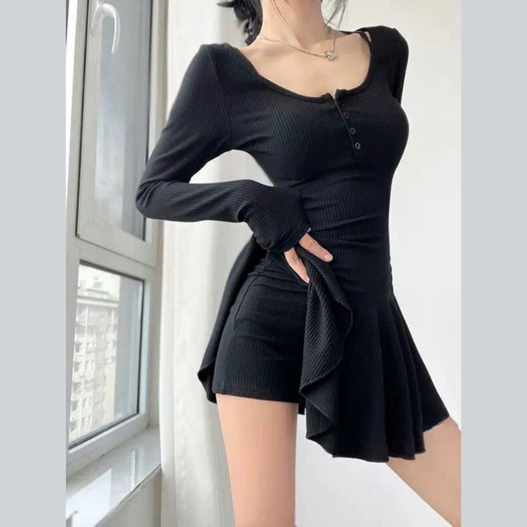 Set váy xòe tay dài ôm body Sicily kèm quần đùi Short VD807