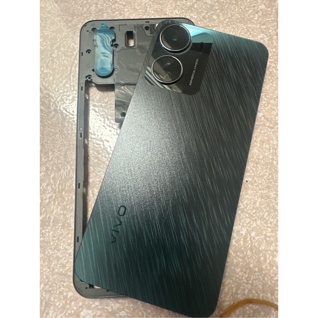 vỏ/lưng/xương vivo y16(ko khay sim)