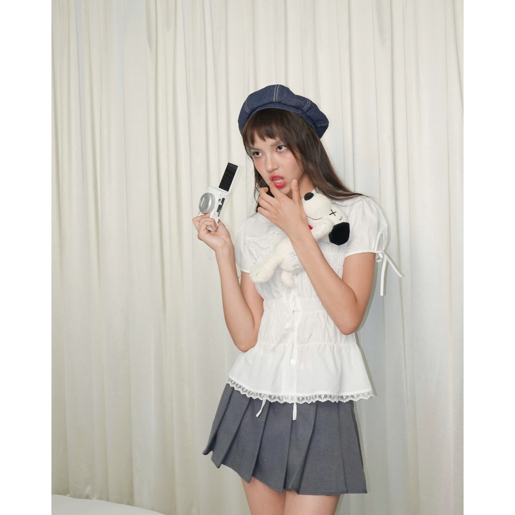 Vivi shirt - Remmus | Áo sơ mi chi tiết smocking kết hợp phối ren coquette cho nữ