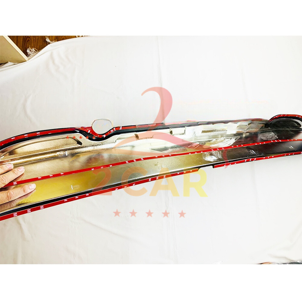 Ốp Chống Trầy Cốp Ngoài Xe Fortuner 2006 - 2025, nhựa đen 3D nhiều INOX phản quang, XỊN