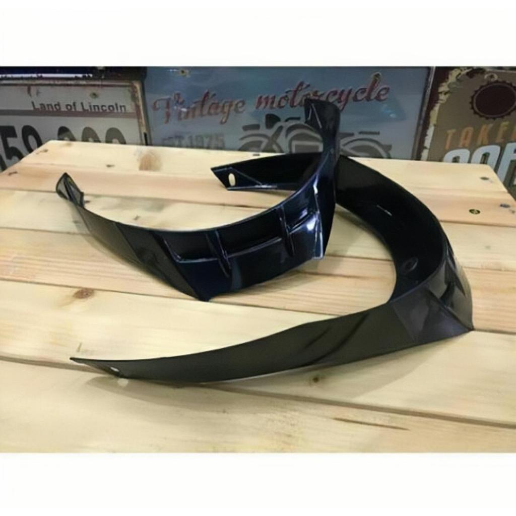 Đuôi Gió Gắn Mũ Bảo Hiểm Fullface