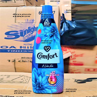 Nước xả vải Comfort một lần xả Hương Ban Mai chai 800ml