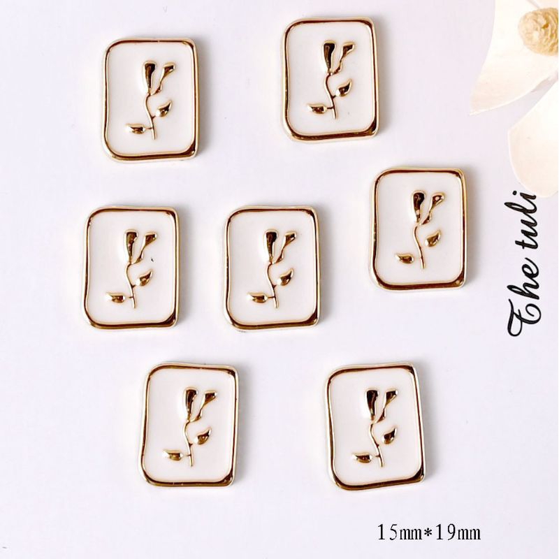 CHARM KIM LOẠI Y2K MIX TRẮNG ĐEN GẮN KẸP TÓC