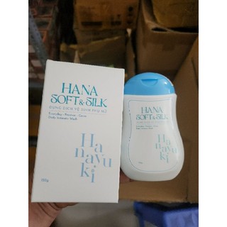 Dung Dịch Vệ Sinh Phụ Nữ Hana yuki Xanh 150ml . Chăm sóc làm đẹp da Nữ SKINCARE