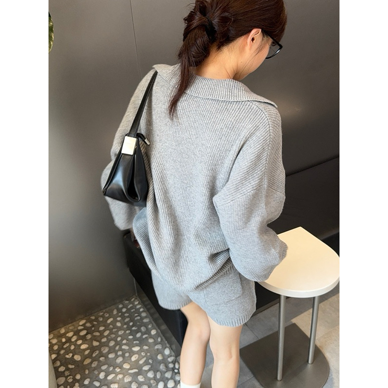 M.H STYLE ORDER  (SẴN XÁM) Phong cách lười biếng cổ chữ V thiết kế đơn giản retro len dệt