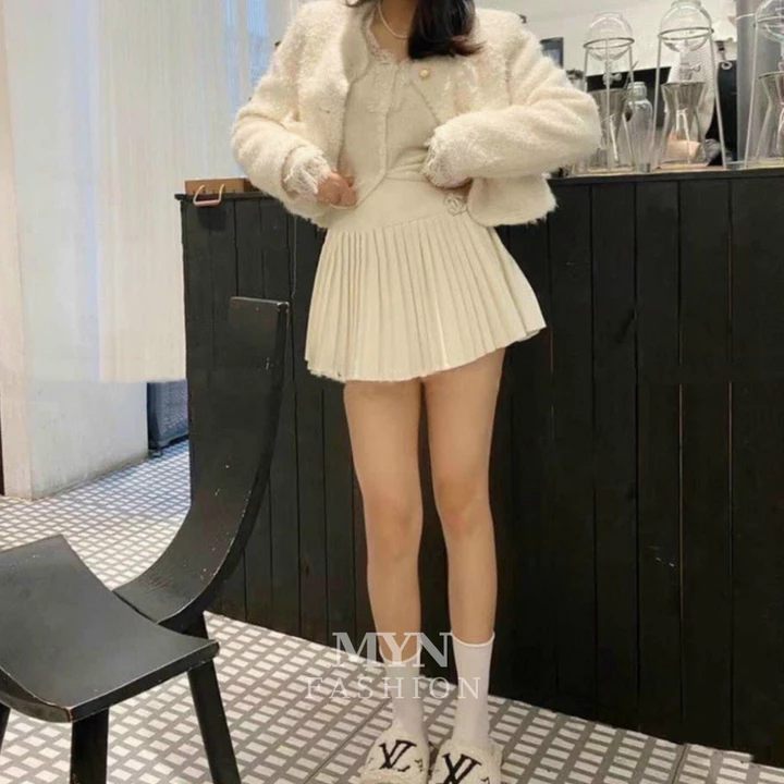 Chân Váy Xếp Ly Dáng Xoè Chữ A Váy Ngắn Hàng Cao Cấp Váy Gắn LOGO Chân Váy Công Sở Phong Cách Hàn Quốc