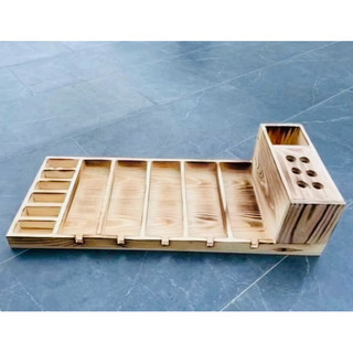 Khay gỗ thông đựng tông đơ 5 ngăn kích thước 58x25x16cm 4 màu vàng, đen, gỗ, khò cháy