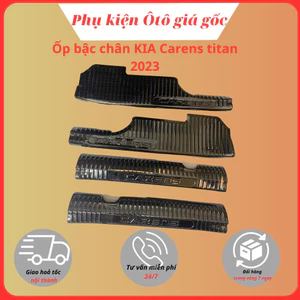 Ốp bậc cửa, nẹp bước chân trong xe Kia Carens 2023, 2024 chất liệu titan cao cấp