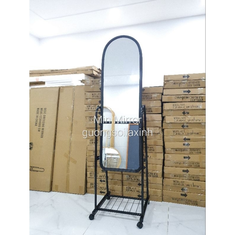 Gương soi di động toàn thân có bánh xe bao đổi mới nếu bể vỡ do vận chuyển