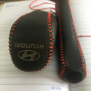 Bọc cần số phanh tay các đời xe Hyundai I10 số tự động bằng da bò(khách đi xe khác vui lòng nhắn tên xe đời xe cho shop)