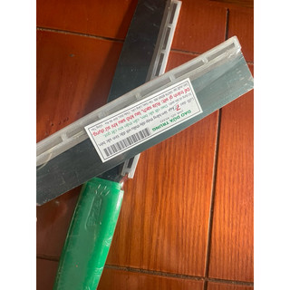 dao dứa loại trung bén(giá 1 cây)