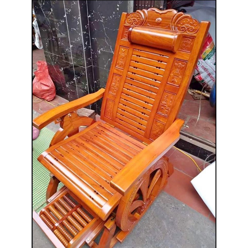 ghế lười đu đưa gỗ gõ, hương đá có bàn mát xa chân
