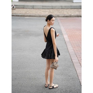 Đầm linen Firstlove minidress dáng xòe tầng cổ V xẻ phong cách nữ tính, trẻ trung, tinh tế - REN STUDIO