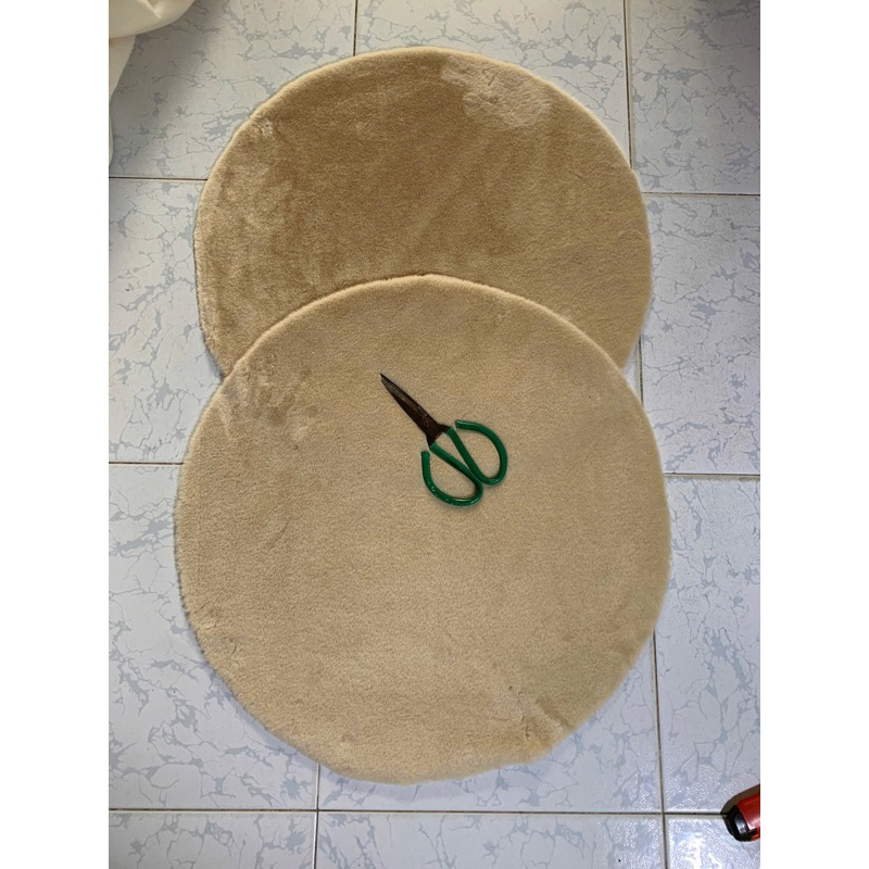Thảm lông Trắng + Xám hình tròn giá rẻ - Thảm trải kệ lồng chim 40cm