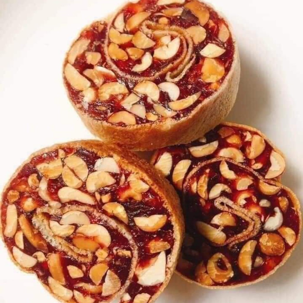 Kẹo chuối cuộn bánh phồng đậu phộng ít đường 1kg ( 2 túi) đồ ăn vặt