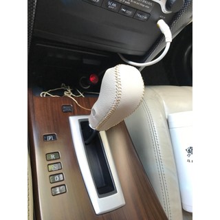 Bọc da cần số xe Nissan Teana đời dưới 2011 trở về trước( khách mua nhắn shop xin tên xe, đời xe cụ thể tránh nhầm lẫn)