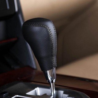 Bọc da cần số, phanh tay xe Toyota Rush số tự động( khách mua nhắn shop tên xe, đời xe chính xác nhé)