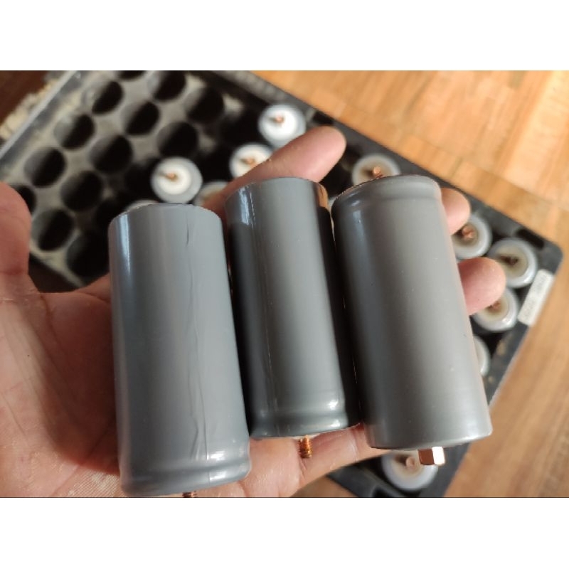 pin 32650 dung lượng 6000ma tặng kèm ốc vít | Shopee Việt Nam