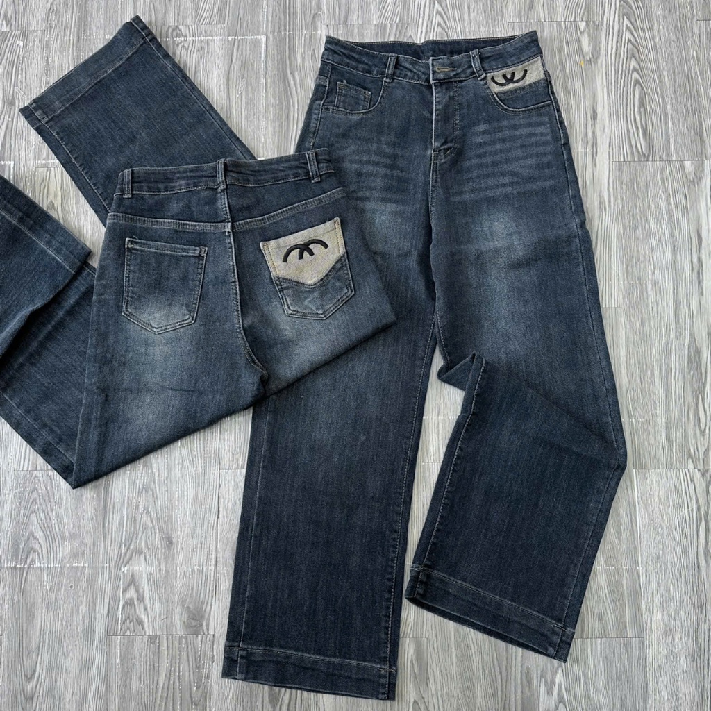 [BIGSIZE80KG] 2837 Quần Jean Nữ Ống Suông Cạp Cao Co Giãn Túi Thêu CC ,Quần bò nữ lưng cao HOT2024