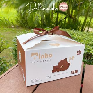 Hộp giấy đựng set ăn dặm silicone cho bé làm quà tặng