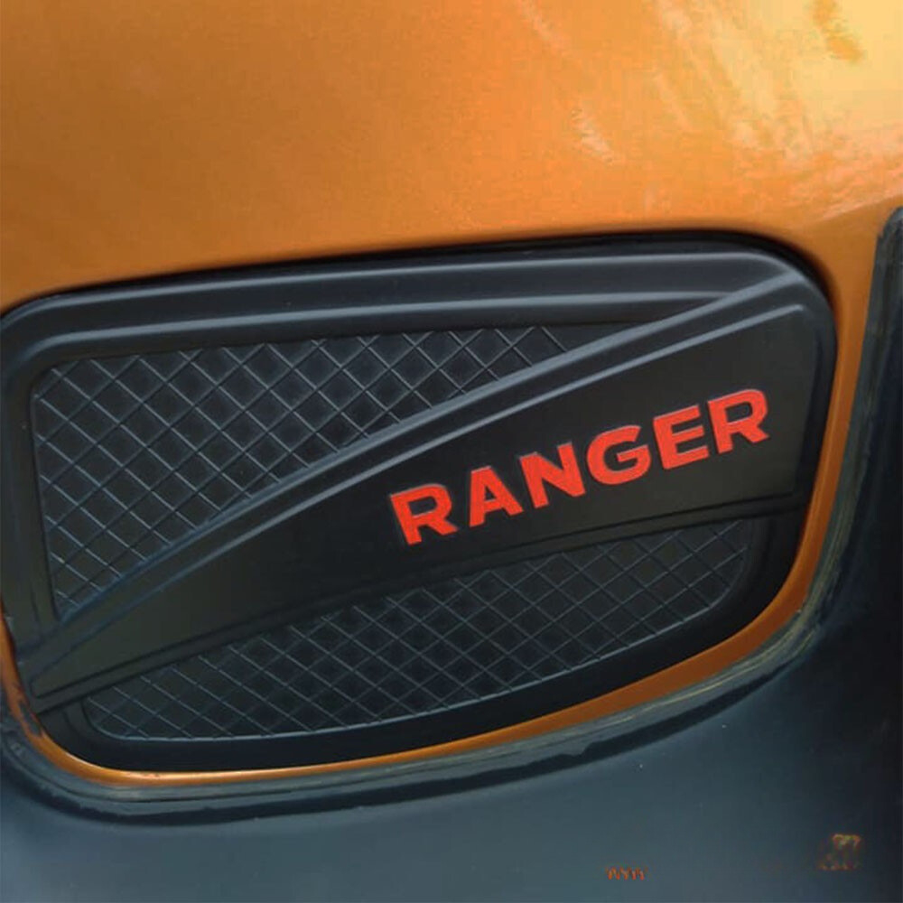 Ốp Nắp Bình Xăng Xe Ford Ranger đời 2014- 2021, 2022, 2023,2024 - Nhựa Đen cao cấp
