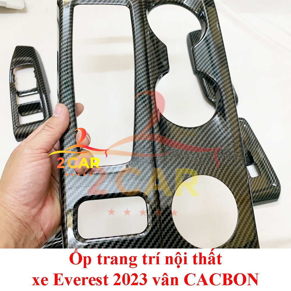 Ốp nội thất vân Carbon xe Ford Everest , Ranger 2022, 2023,2024 hàng nhựa CACBON  cao cấp có đủ bản 1 cầu và 2 cầu