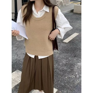Áo gile len nữ dệt kim màu nâu, be kiểu dáng vintage cổ tròn kẻ sọc ngang chất len dày dặn Deliz Vn