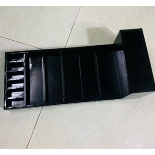 Khay gỗ thông đựng tông đơ 5 ngăn kích thước 58x25x16cm 4 màu vàng, đen, gỗ, khò cháy