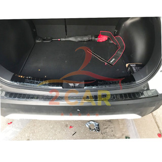 Ốp chống trầy cốp trong, ngoài xe Toyota Corolla Cross đời 2018 đến 2025 chất liệu Vân TITAN phay xước cao cấp