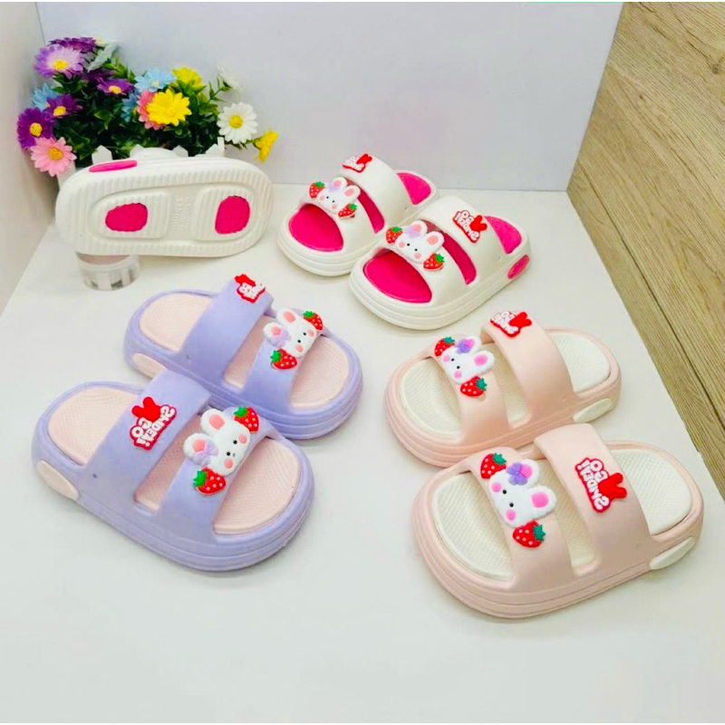 Dép bánh mì 3D đế cao 2 quai cho bé gái hình thỏ dâu siêu dễ thương nhẹ mềm