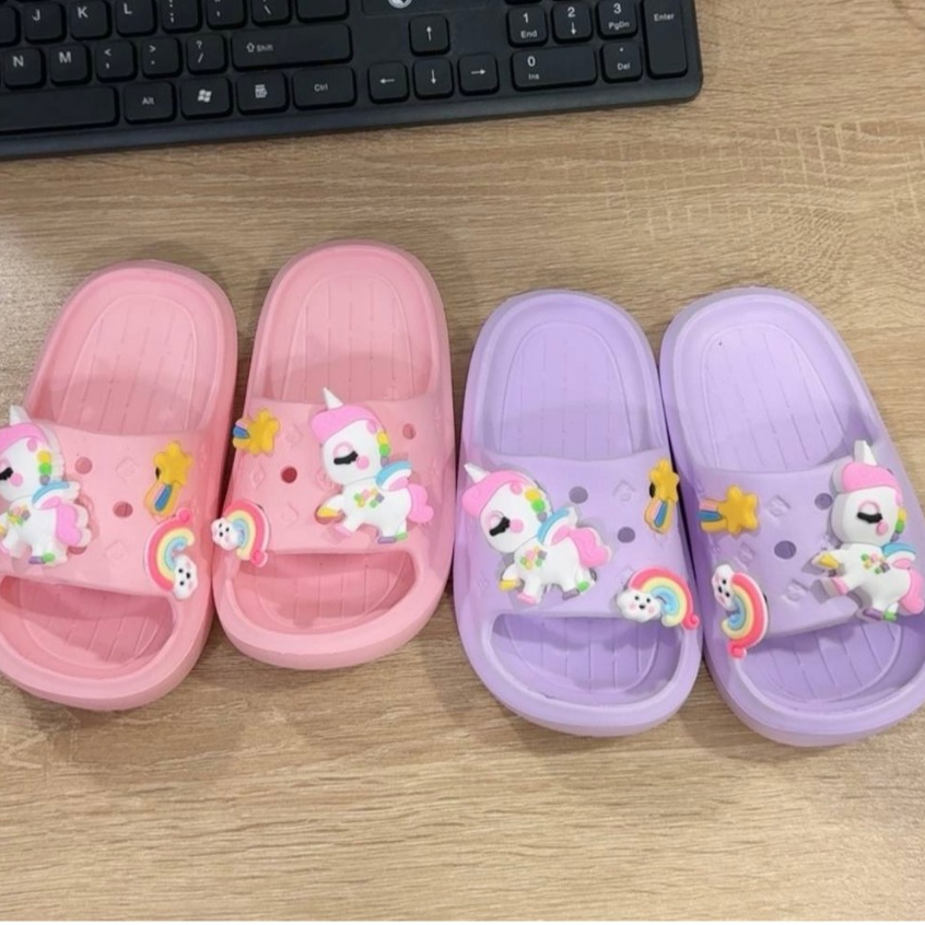 Dép bánh mì cho bé gái hình ngựa pony cầu vòng siêu mềm êm chân chống trượt cho bé