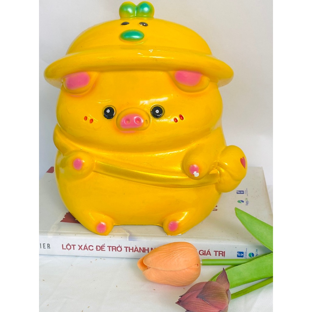 Heo đất lợn đất tiết kiệm Heo đội mũ vịt đeo túi size nhỏ- heo đất tiết kiệm trang trí, decor
