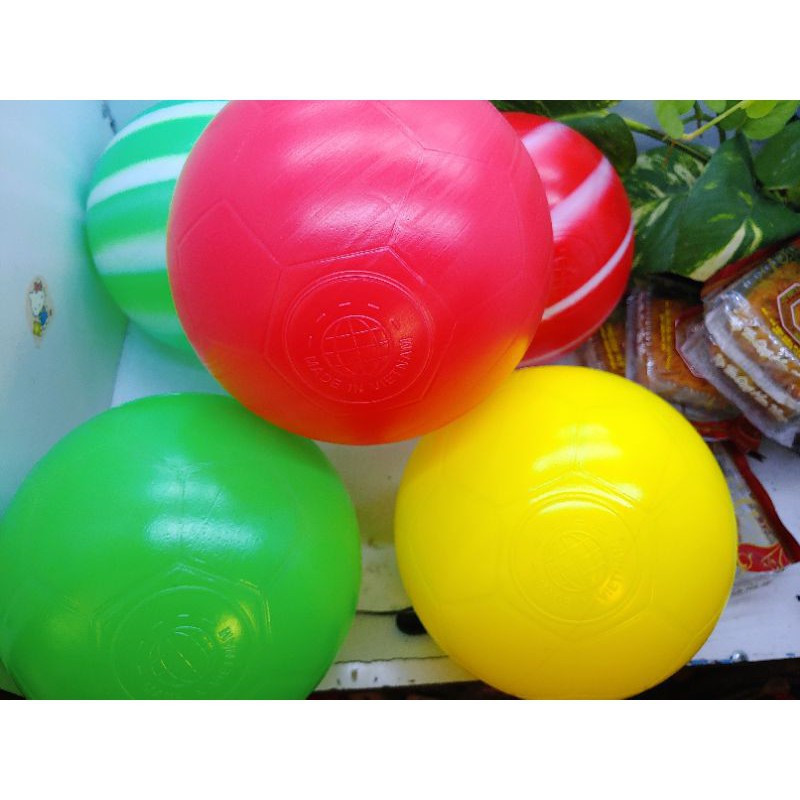100 quả bóng nhựa việt nam size 5 đủ màu đẹp cho quây bóng, nhà bóng, bóng nhựa nhà bóng giá rẻ