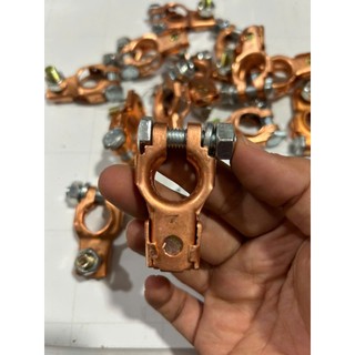 Đầu bọc ắc quy đồng dẻo. Bọc ắc quy đồng chất lượng.