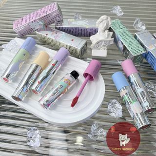 [FLORTTE] Son Kem Bùn FLORTTE Vỏ Bạc Cô Gái Girls Dormitory Series Milk Cake Lip Cream (2.3g)