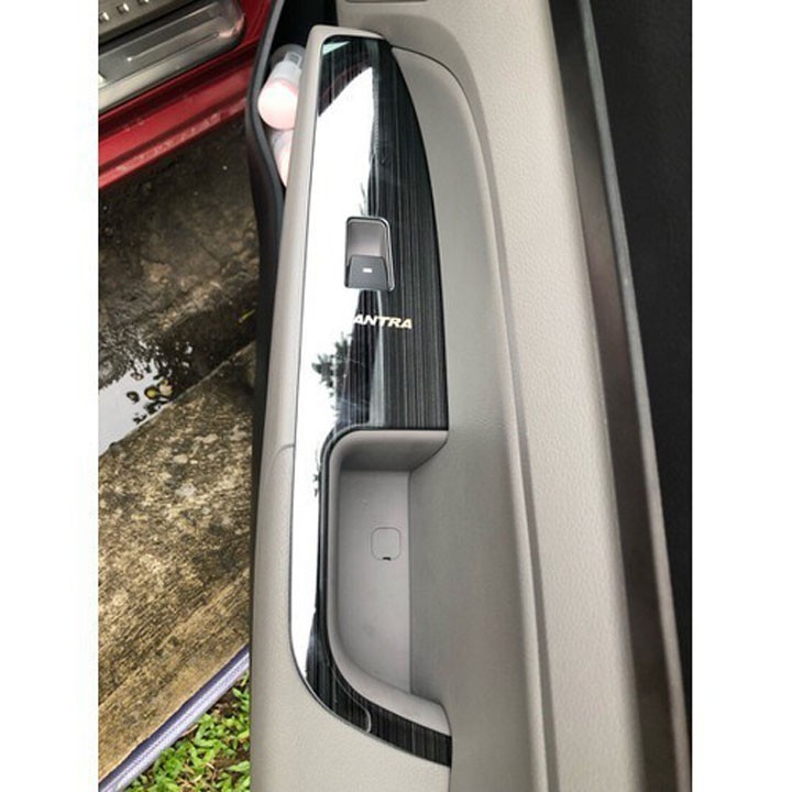 Ốp Nội Thất Xe Hyundai Elantra 2016 - 2021, chất liệu Titan cao cấp