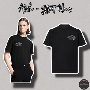 ⚡️[Hight Quality] Áo Phông Lu1s Vu11on Embellished America Cup 24FW - Điểm Nhấn Logo Đính Đá Nhỏ Cao Cấp Nam Nữ