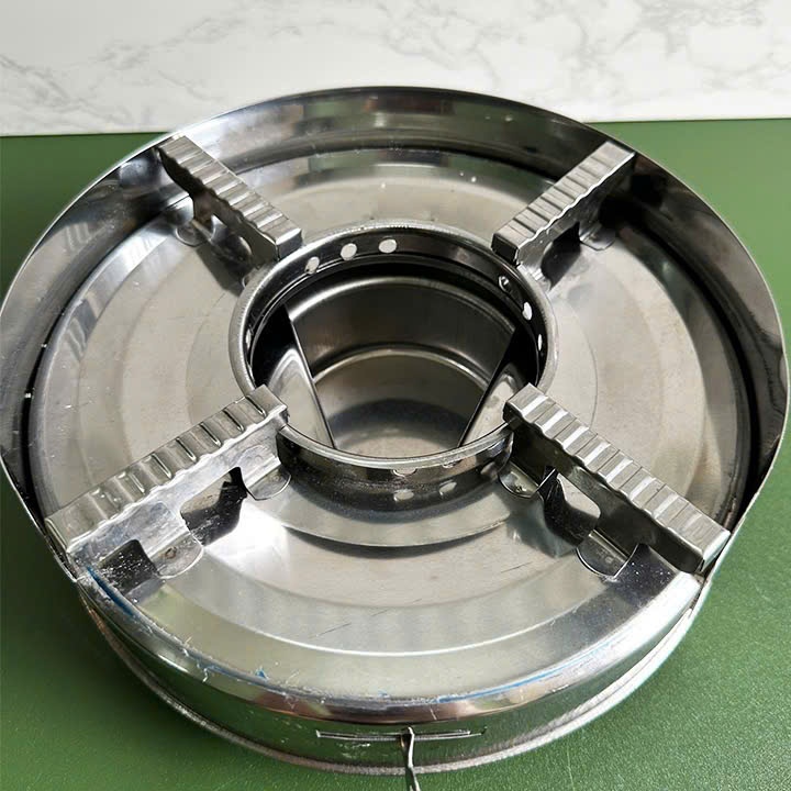 Bếp bằng inox, bếp chắn gió Vũ Khải kích thước (23cm), nhỏ gọn tiện lợi phù hợp cho gia đình , hàng quán.