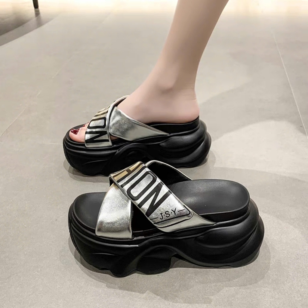 DÉP BM QUAI CHÉO IN CHỮ FASHION HÀNG QC CAO CẤP LOẠI HS33