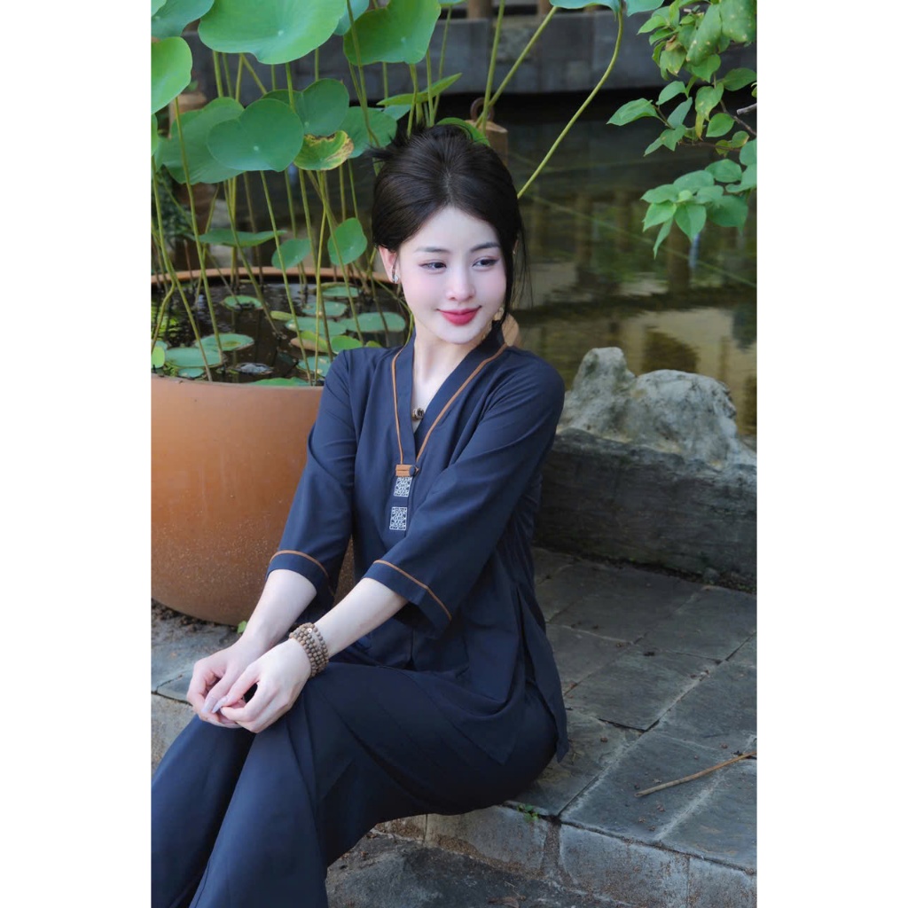 Pháp phục đi chùa cổ V đính cúc bọc lụa hàn Bộ đi lễ chùa tay tay lỡ Đồ lam nữ lụa mềm đi lễ