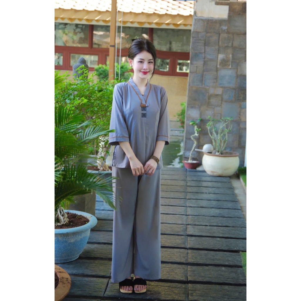 Pháp phục đi chùa cổ V đính cúc bọc lụa hàn Bộ đi lễ chùa tay tay lỡ Đồ lam nữ lụa mềm đi lễ