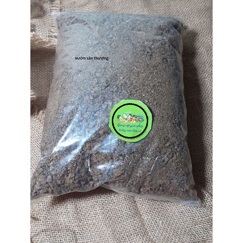 Gói Gần 700 gr Phân Bò Đã Qua Xử Lý Xay Mịn, Giảm Mùi, Phù Hợp Trộn Bón Lót