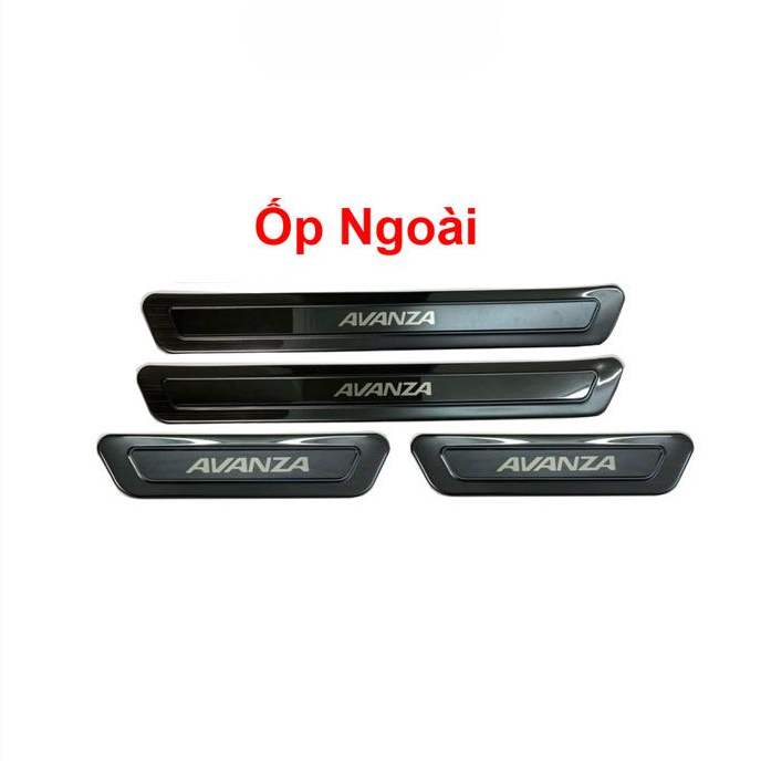 Ốp Bậc Cửa, nẹp bước chân titan xe Avanza 2022 2023 2024 Mẫu Titan- CHỮ DẬP NỔI