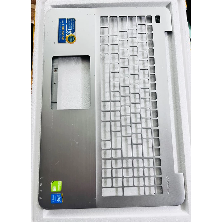 Thay Vỏ laptop Asus F555L K555L X555L X555LD X555 A555L Cũ còn khá đẹp