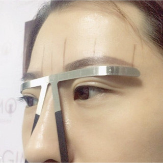 -THƯỚC CHỮ T TRONG MAKE-UP & PHUN XĂM THẨM MỸ