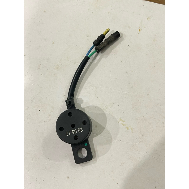 Còi smartkey zin theo xe(chuyển chìa sang xanh mới kêu)