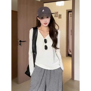 Áo thun nữ dài tay cổ tim thu đông 2025 JULY fashion, Áo thun tay dài cổ V Premium dáng ôm vừa chất thun tăm cao cấp