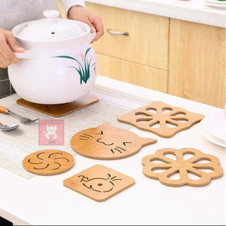 Miếng Gỗ Lót Xoong Nồi , Chén Bát Hoạ Tiết Dễ Thương Tiện Lợi